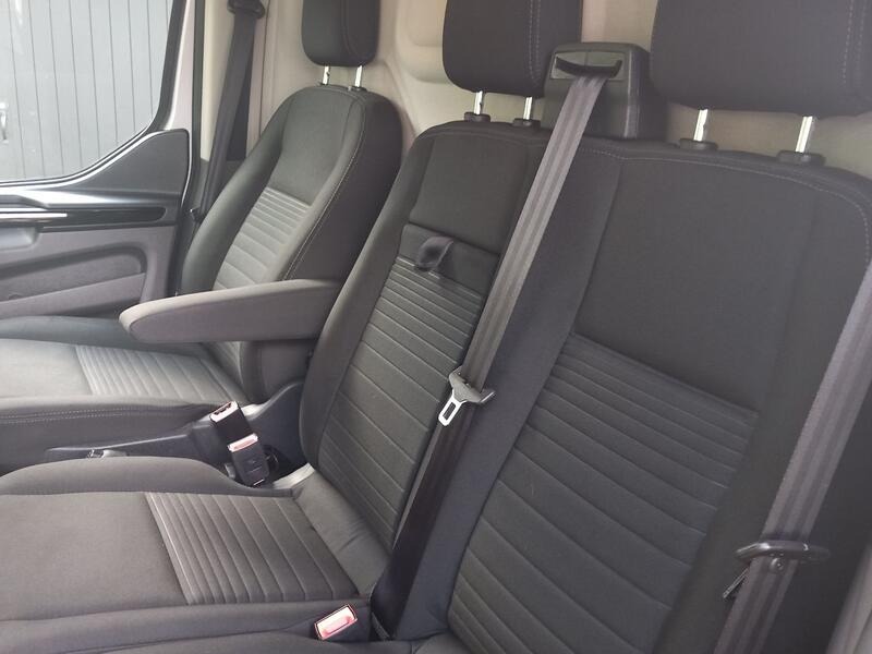 FORD TRANSIT CUSTOM