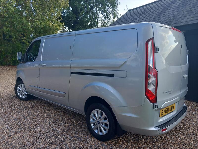 FORD TRANSIT CUSTOM