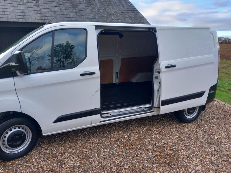 FORD TRANSIT CUSTOM