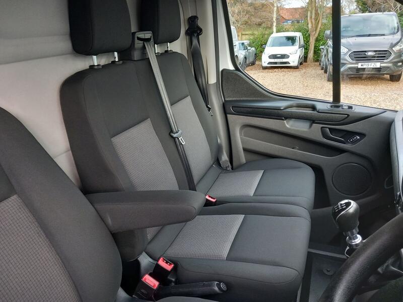 FORD TRANSIT CUSTOM