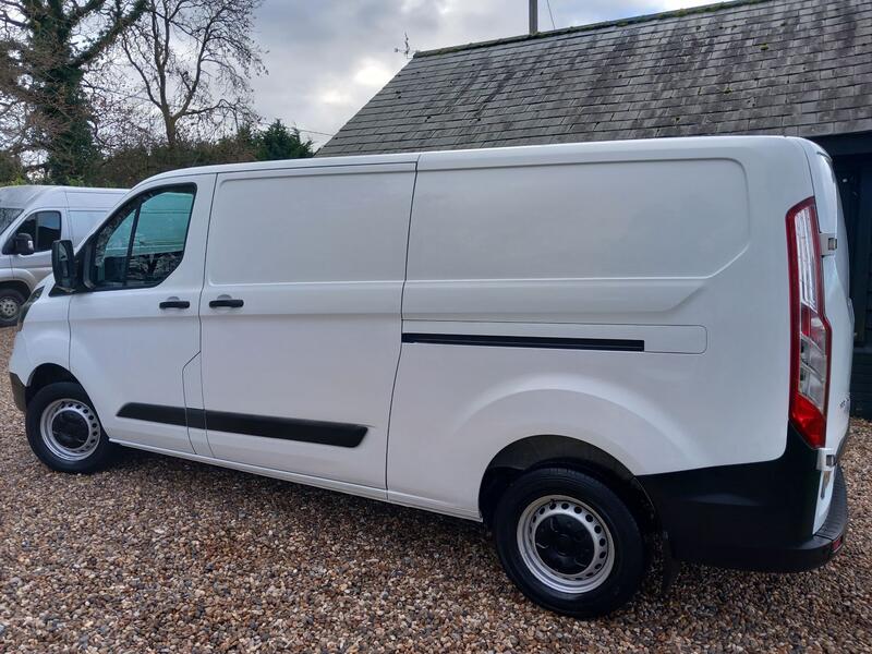 FORD TRANSIT CUSTOM