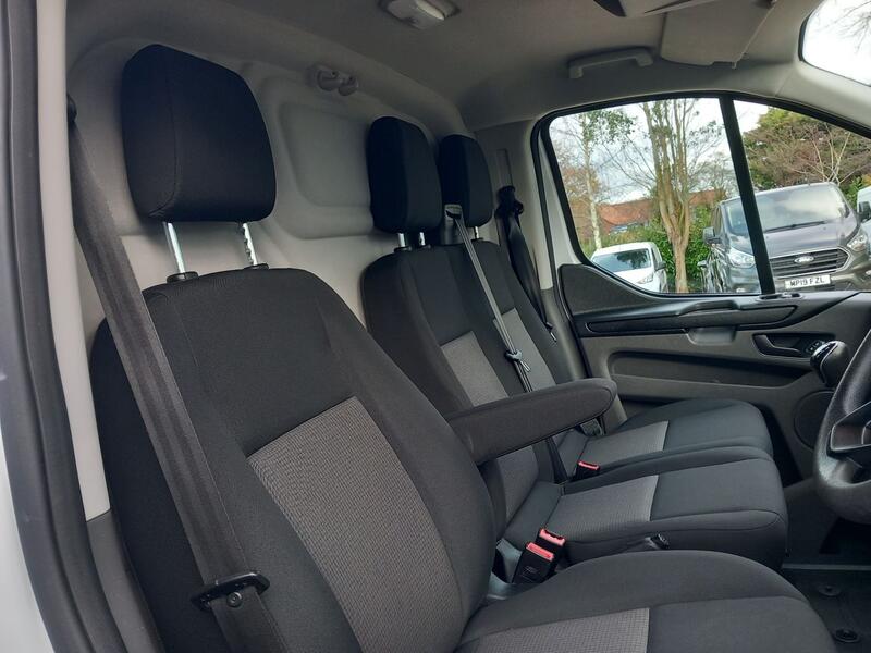 FORD TRANSIT CUSTOM