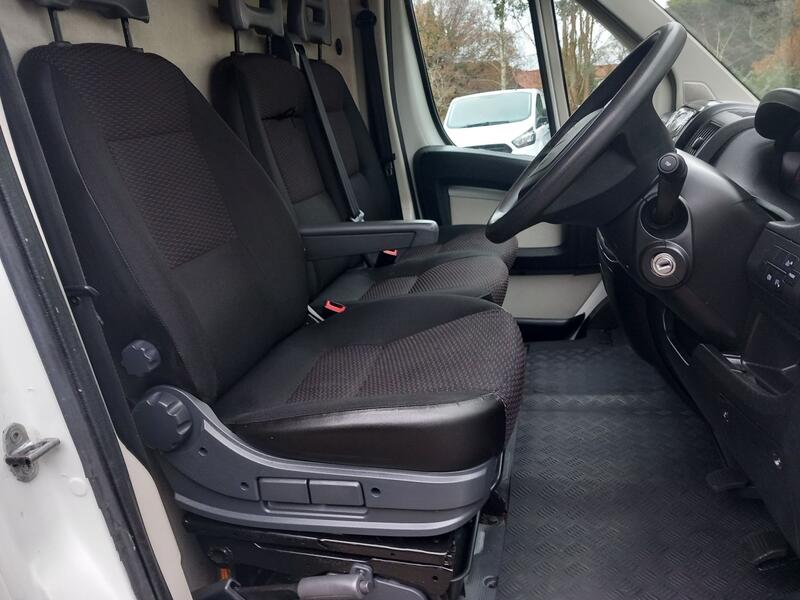 PEUGEOT BOXER