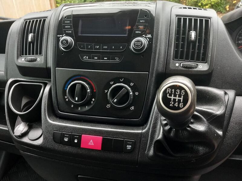 PEUGEOT BOXER