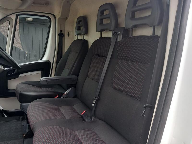 PEUGEOT BOXER