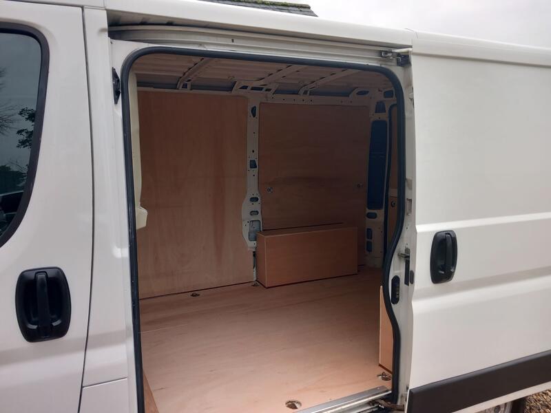 PEUGEOT BOXER