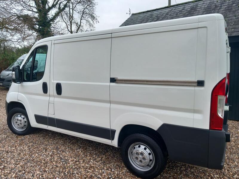 PEUGEOT BOXER