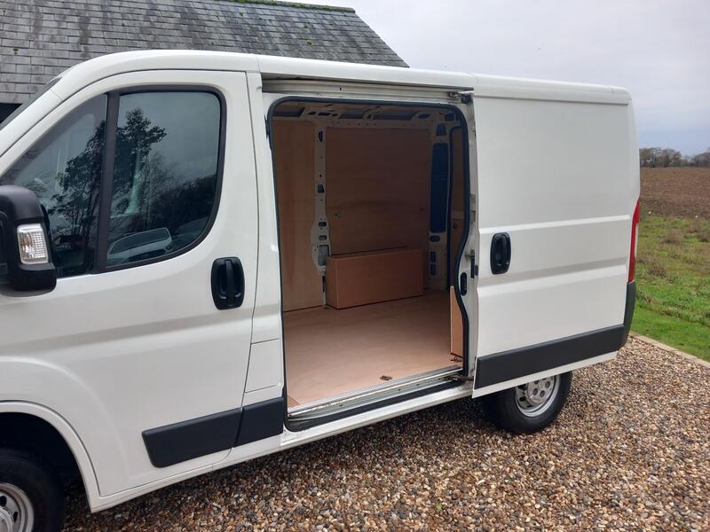 PEUGEOT BOXER