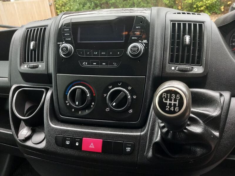 PEUGEOT BOXER