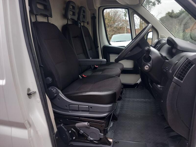 PEUGEOT BOXER