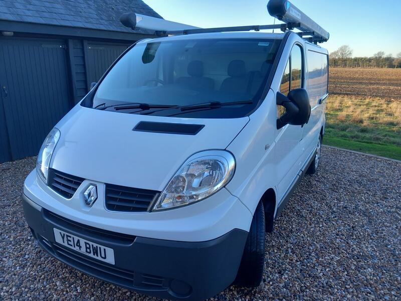 RENAULT TRAFIC