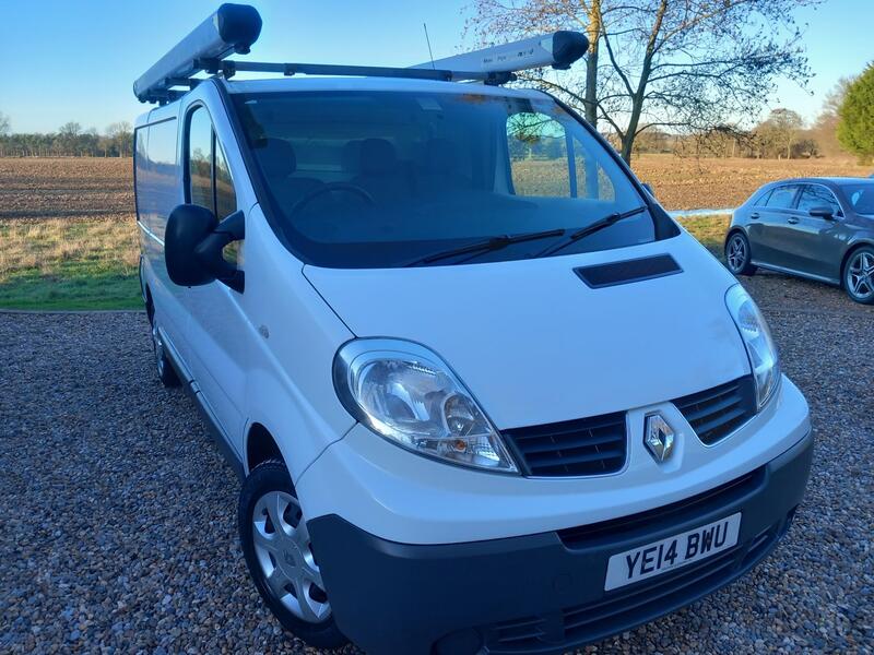 RENAULT TRAFIC