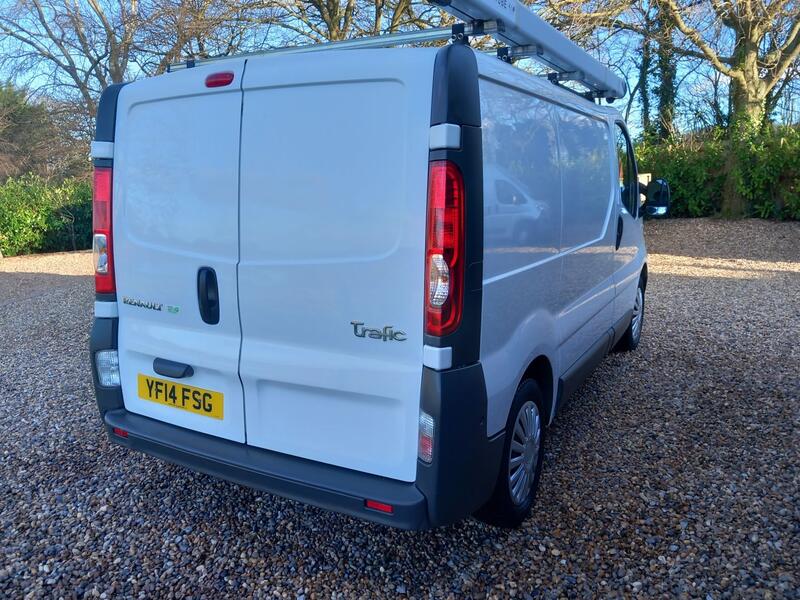 RENAULT TRAFIC
