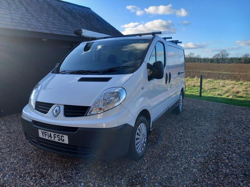 RENAULT TRAFIC
