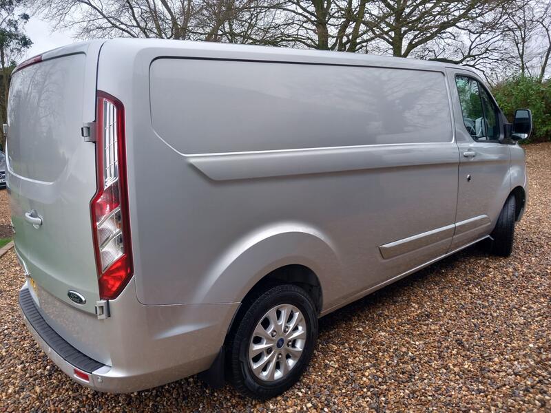 FORD TRANSIT CUSTOM