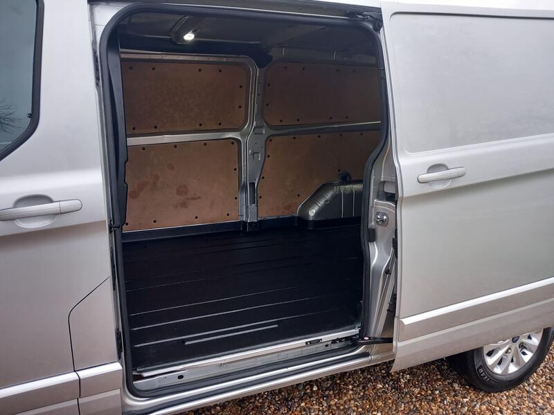 FORD TRANSIT CUSTOM