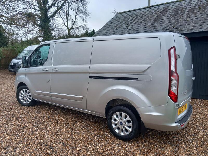 FORD TRANSIT CUSTOM