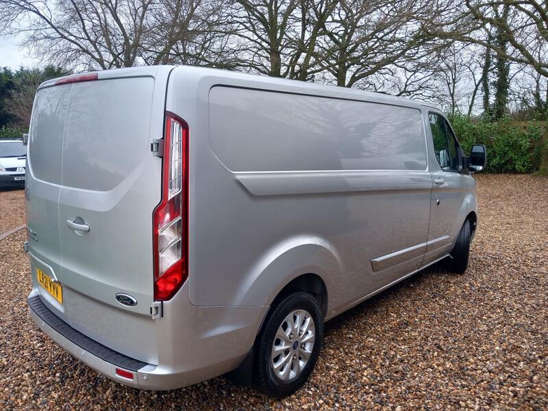 FORD TRANSIT CUSTOM
