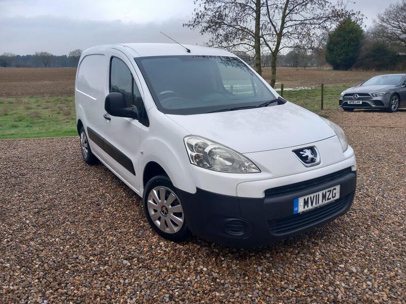 PEUGEOT PARTNER