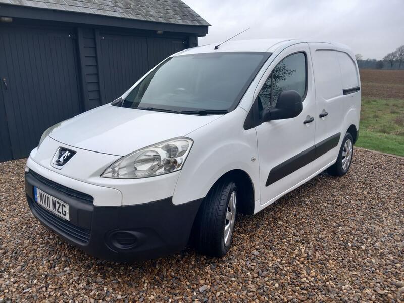 PEUGEOT PARTNER
