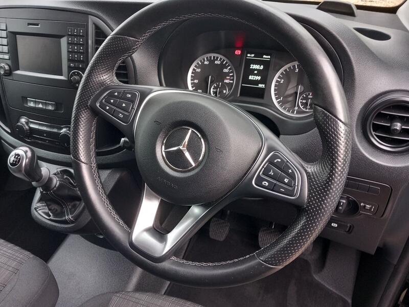 MERCEDES-BENZ VITO