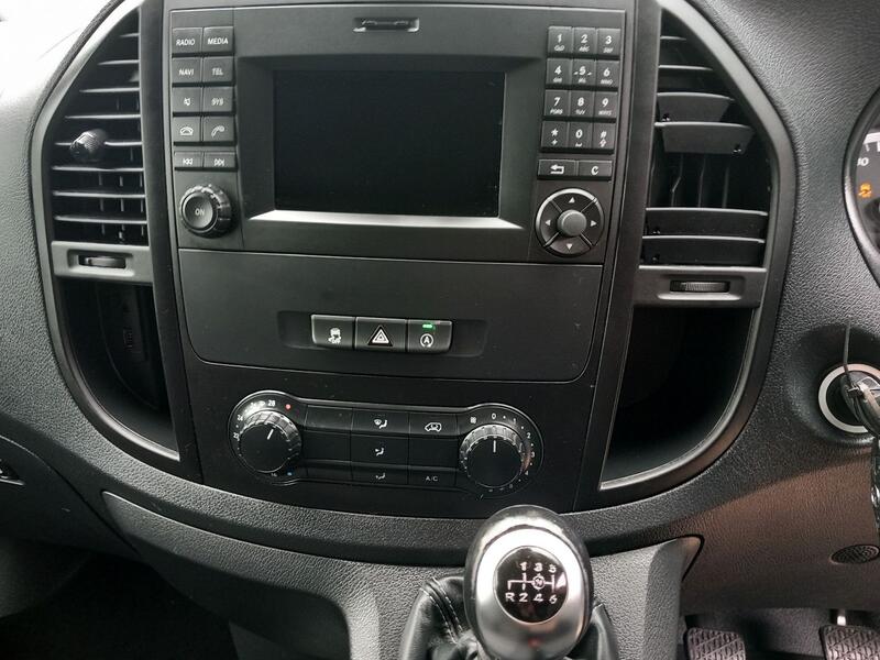 MERCEDES-BENZ VITO