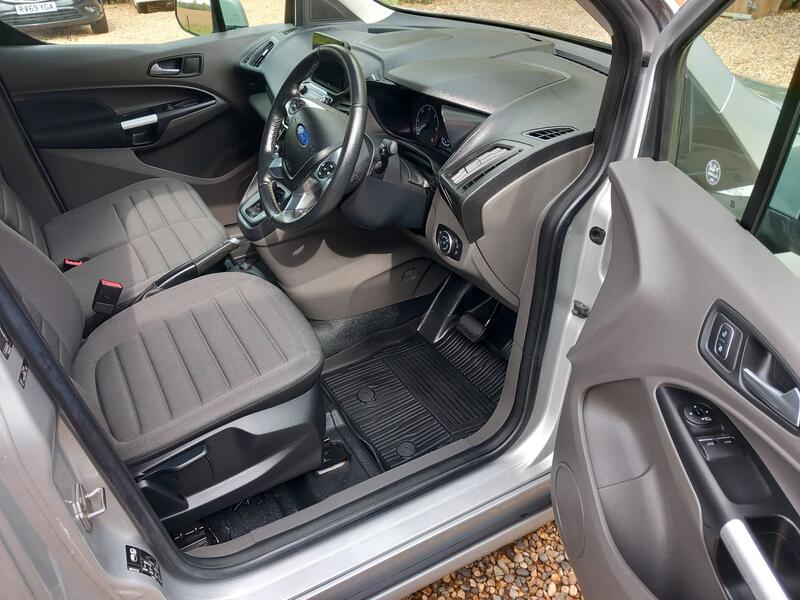 FORD TRANSIT CONNECT