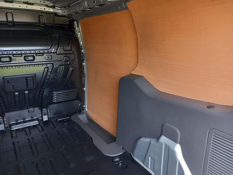 FORD TRANSIT CONNECT