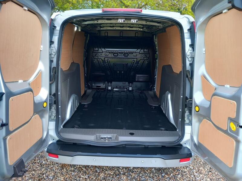 FORD TRANSIT CONNECT