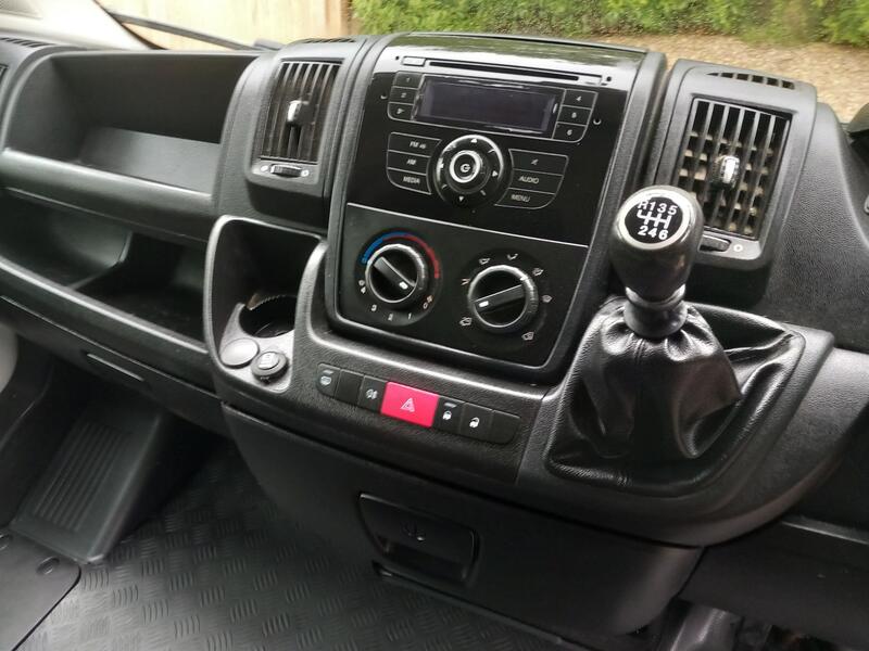 PEUGEOT BOXER