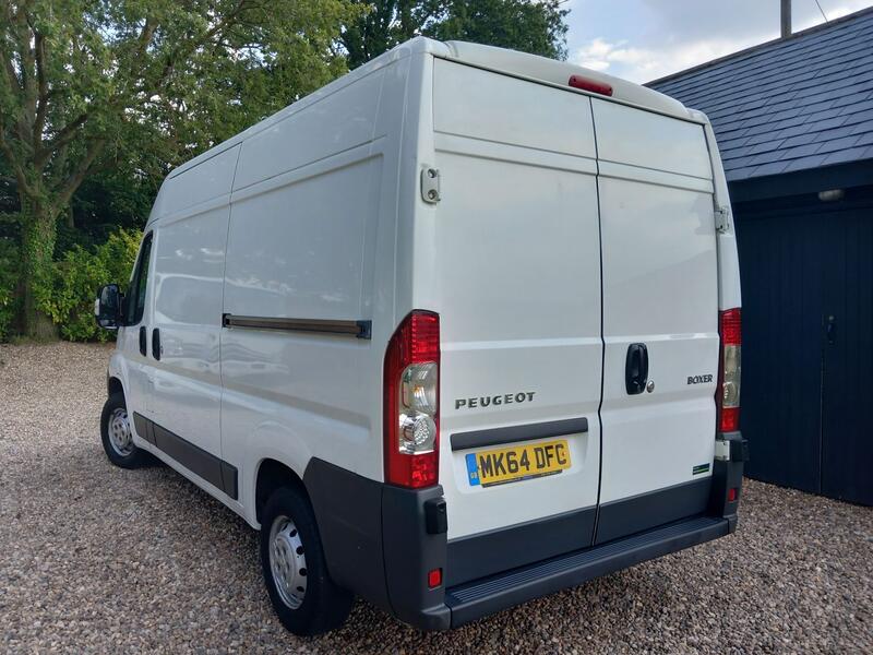 PEUGEOT BOXER