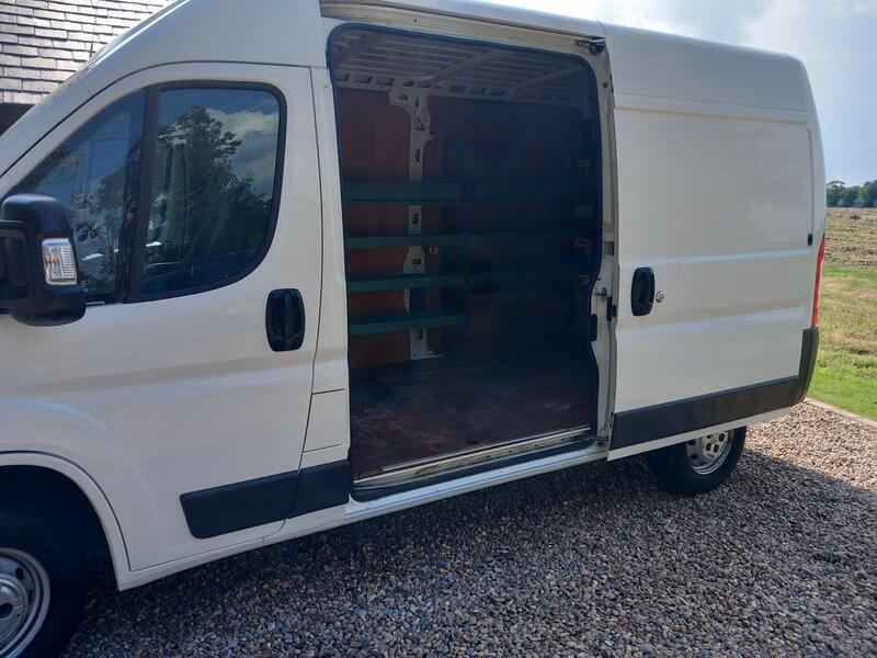 PEUGEOT BOXER