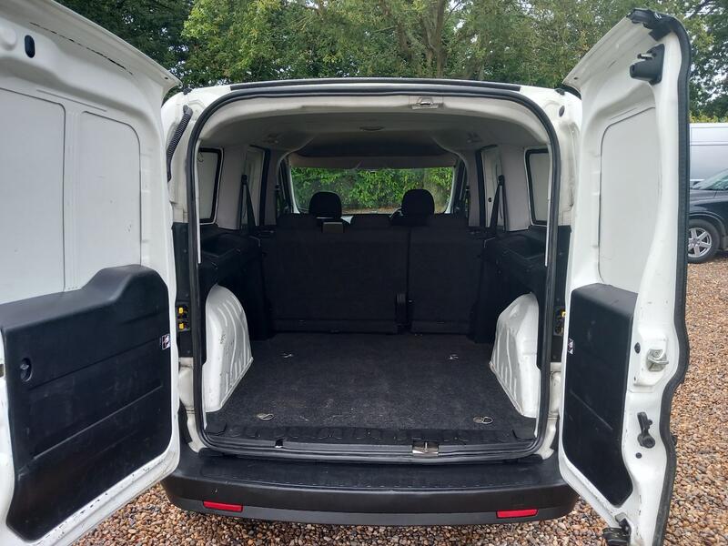 VAUXHALL COMBO