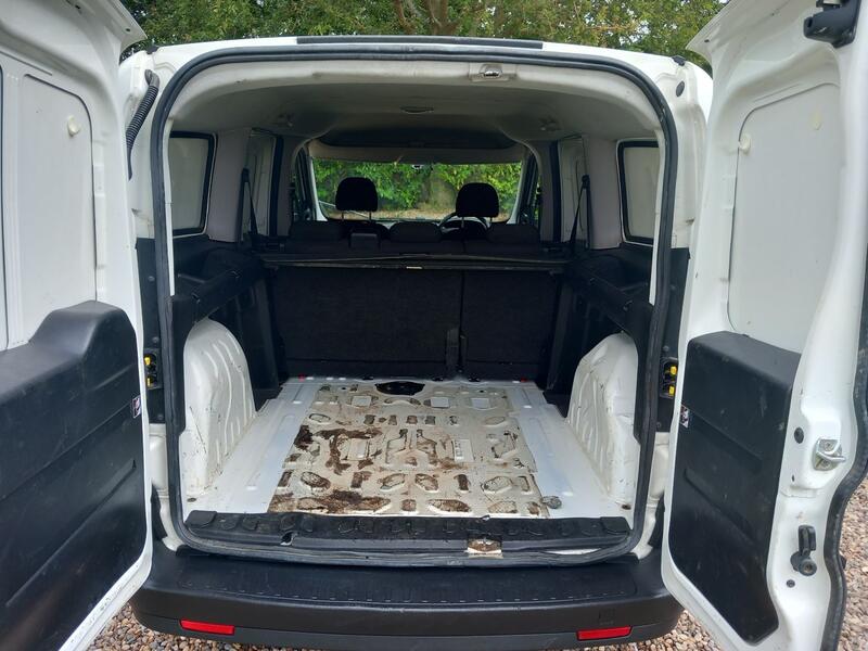 VAUXHALL COMBO