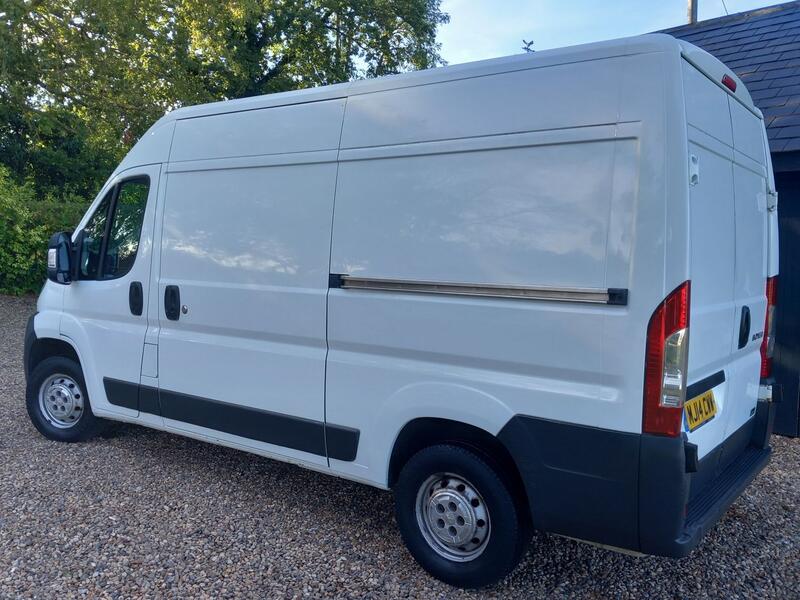 PEUGEOT BOXER