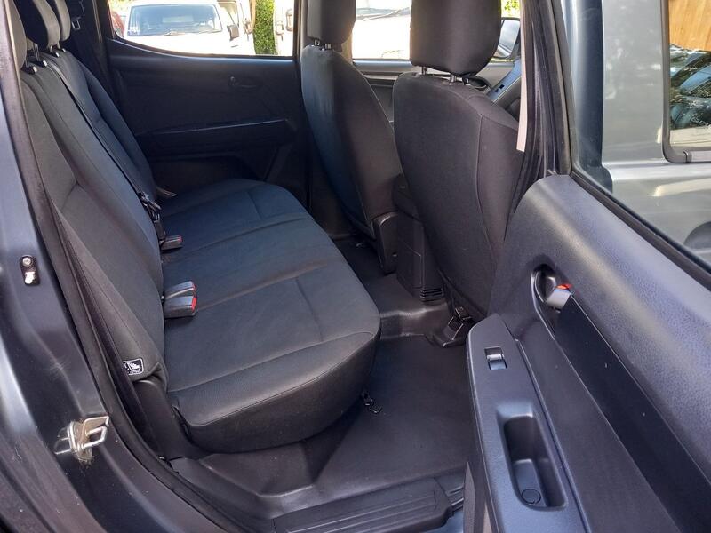 ISUZU D-MAX
