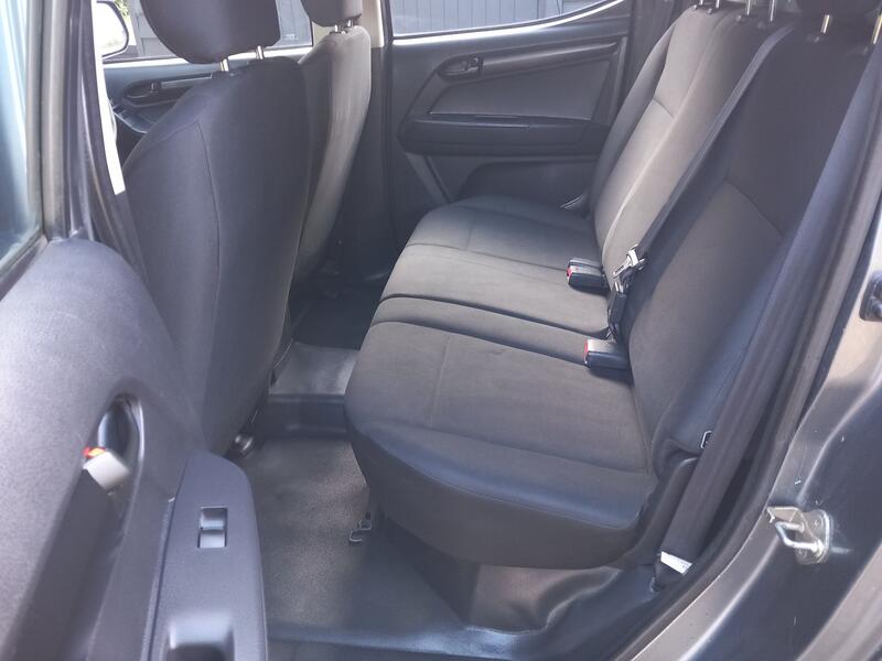 ISUZU D-MAX