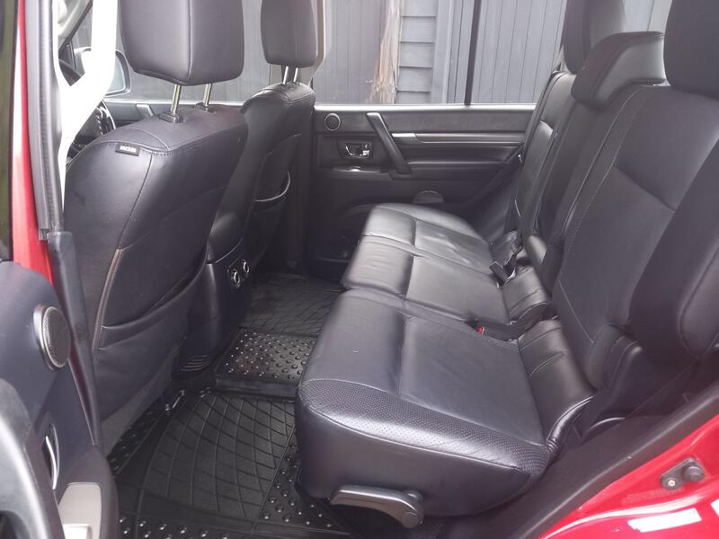 MITSUBISHI SHOGUN