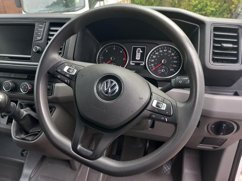 VOLKSWAGEN CRAFTER