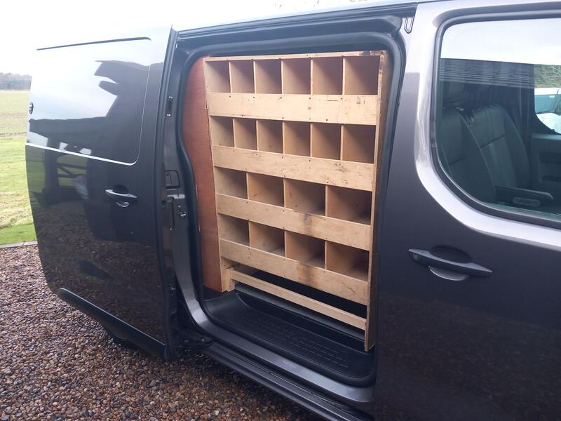 VAUXHALL VIVARO