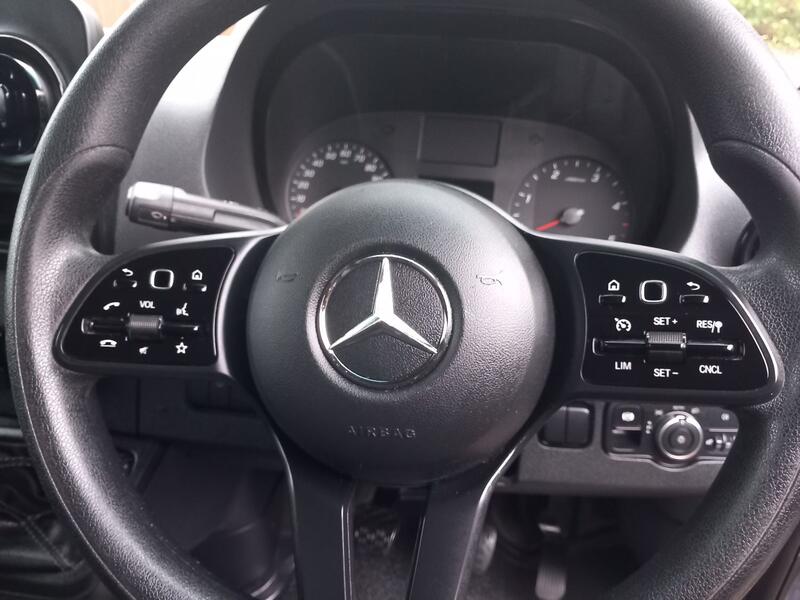 MERCEDES-BENZ SPRINTER