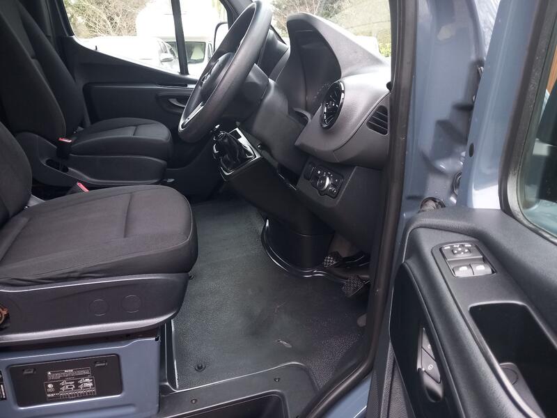 MERCEDES-BENZ SPRINTER