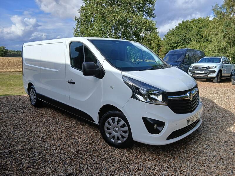 View VAUXHALL VIVARO 1.6 CDTi 2900 Sportive