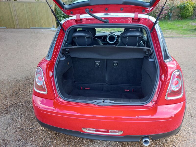 MINI HATCH COOPER