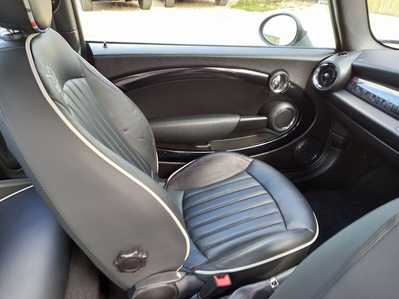 MINI HATCH COOPER
