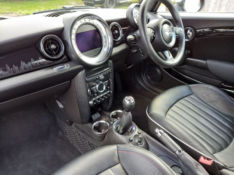 MINI HATCH COOPER
