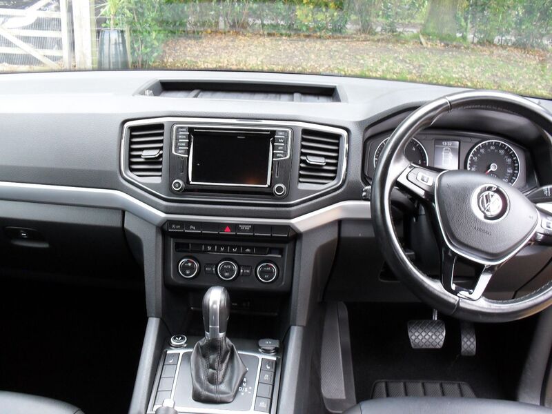 VOLKSWAGEN AMAROK