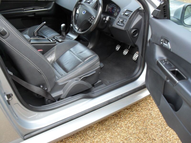 VOLVO C30