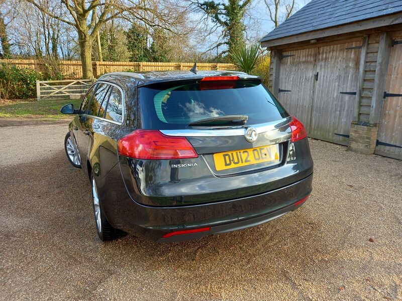 VAUXHALL INSIGNIA