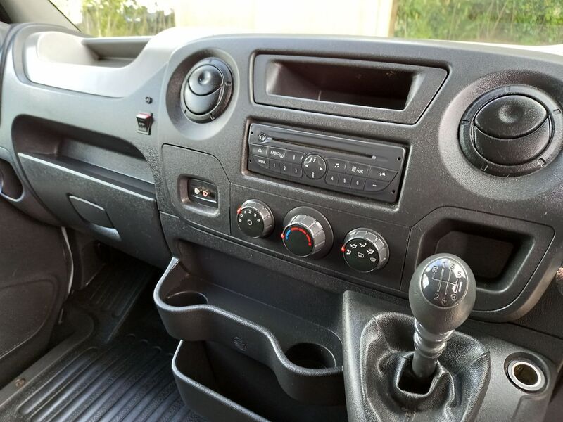 VAUXHALL MOVANO